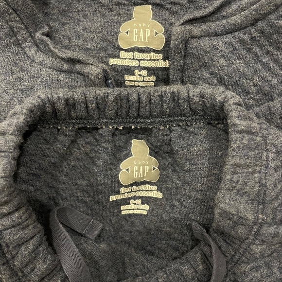 Gap Outfit - baby boys 6-12 months - Picture 3 of 3